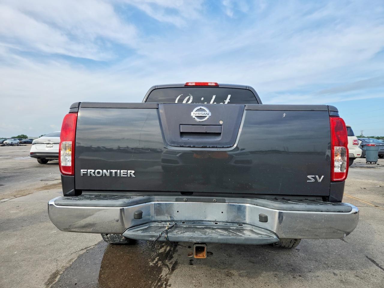 2011 NISSAN Frontier