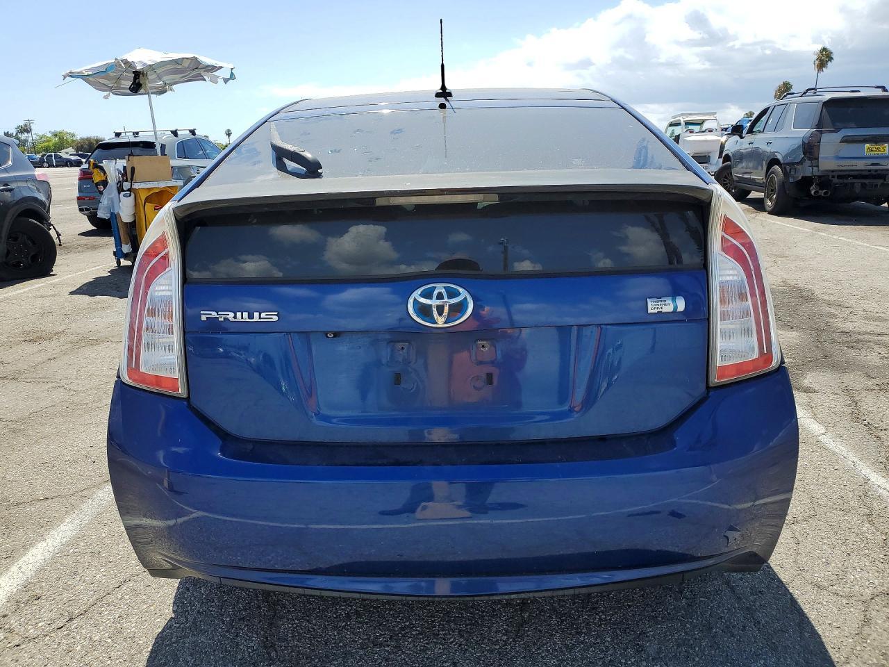 2010 TOYOTA PRIUS