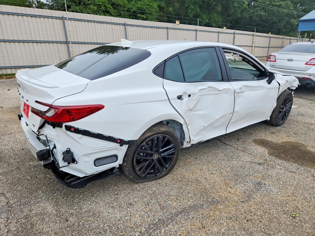 2026 TOYOTA CAMRY