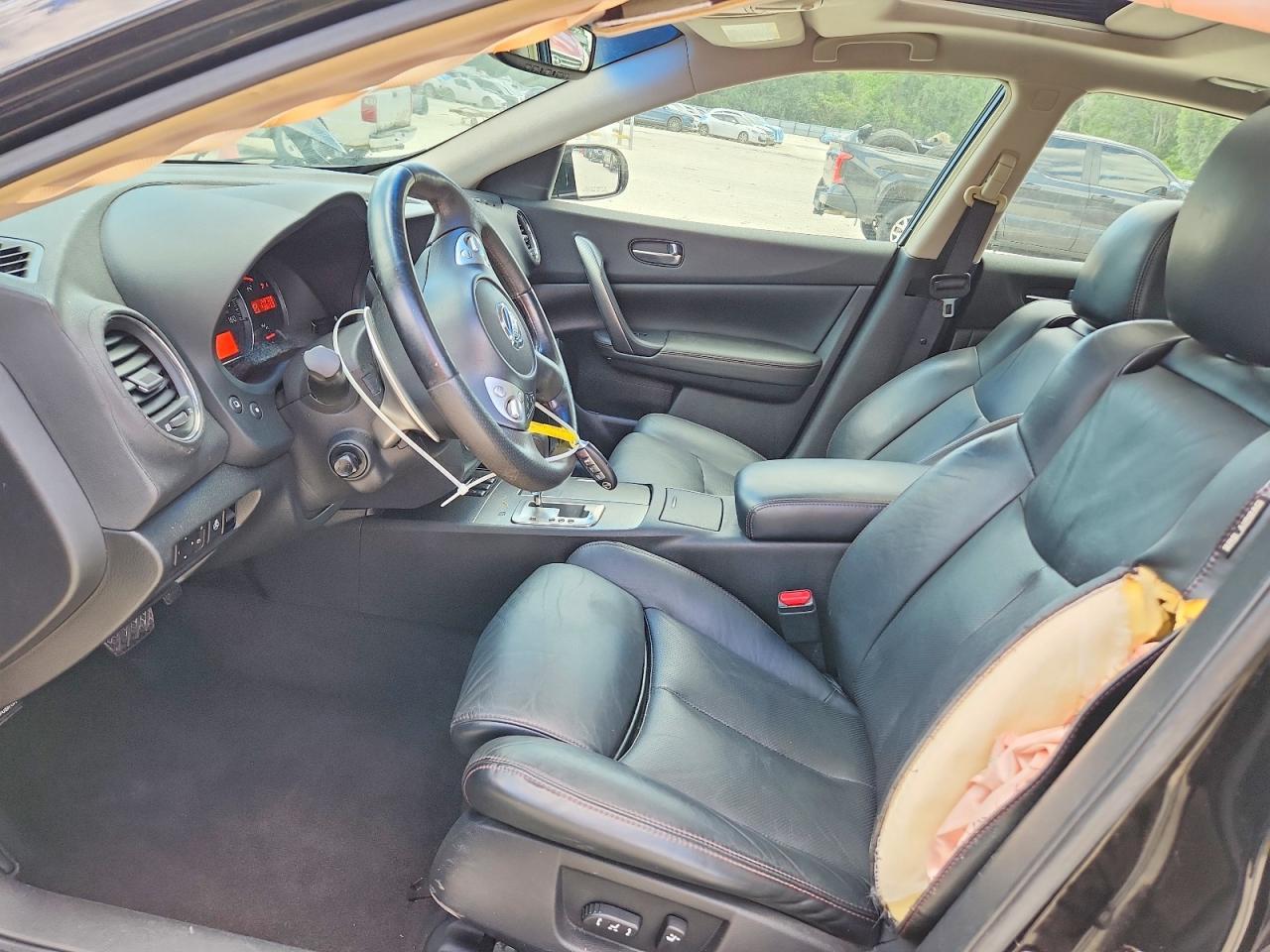 2009 NISSAN Maxima