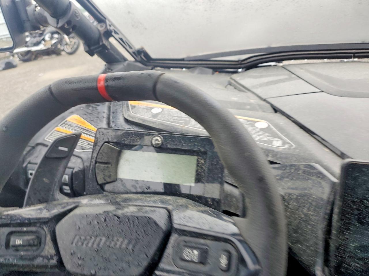 2024 CAN-AM Maverick