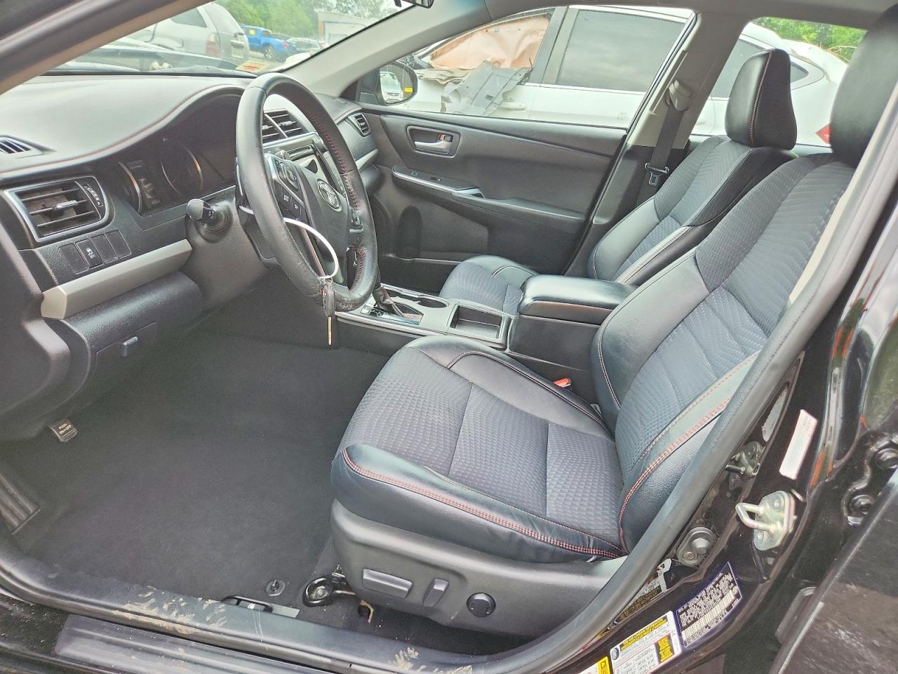 2015 TOYOTA CAMRY