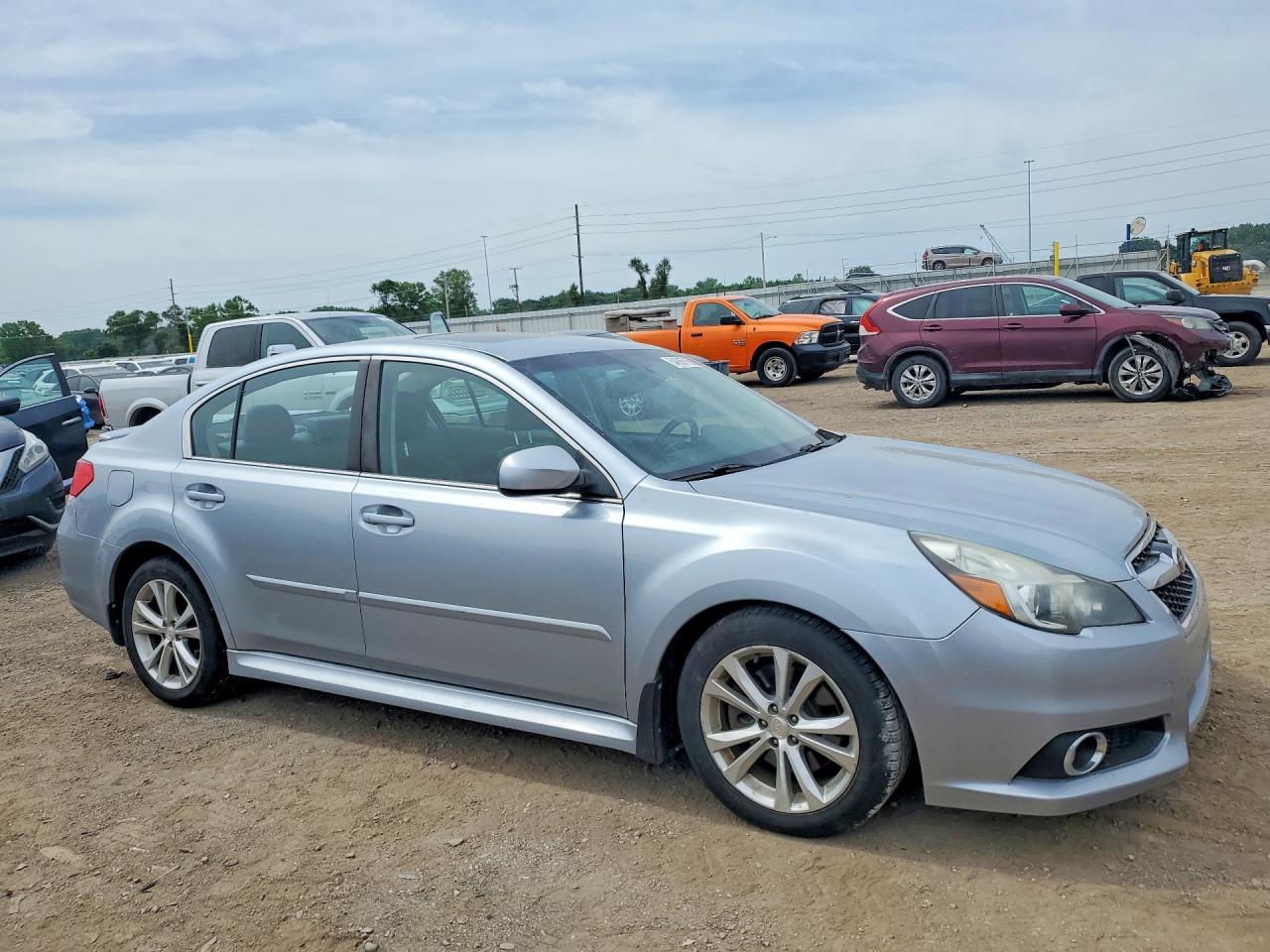 2013 SUBARU Legacy