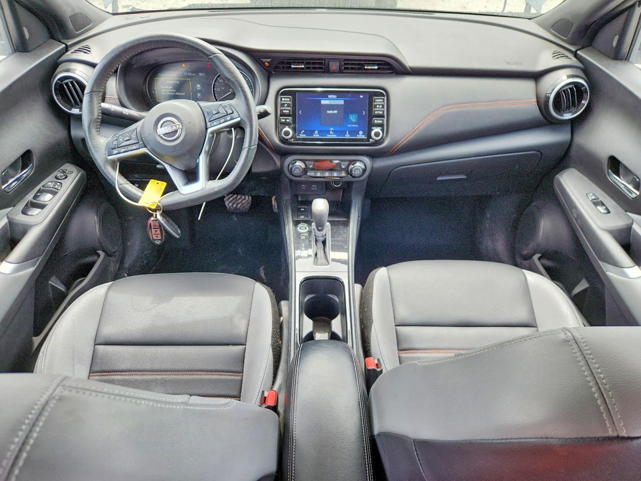 2023 NISSAN KICKS