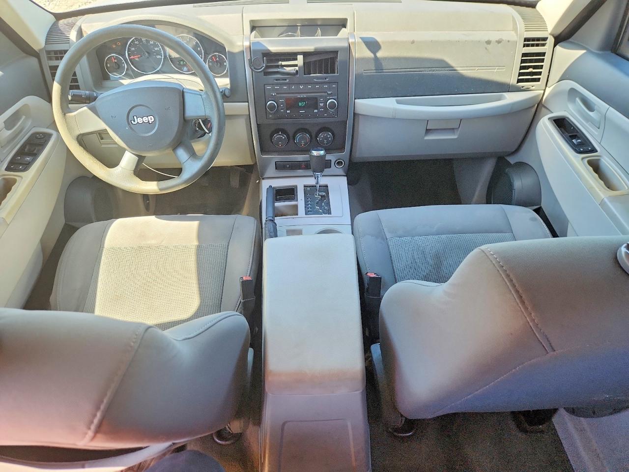 2008 JEEP Liberty