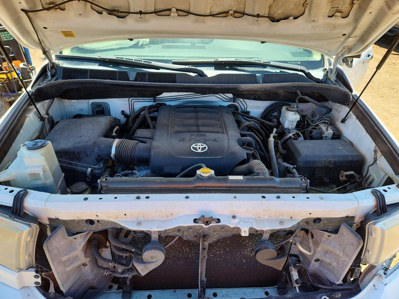 2012 TOYOTA TUNDRA