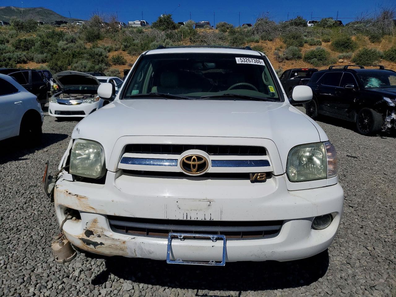 2005 TOYOTA Sequoia