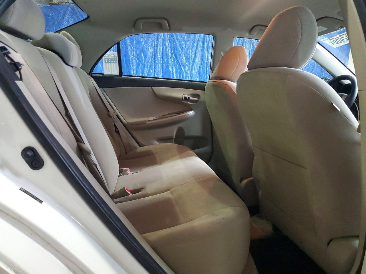 2011 TOYOTA COROLLA