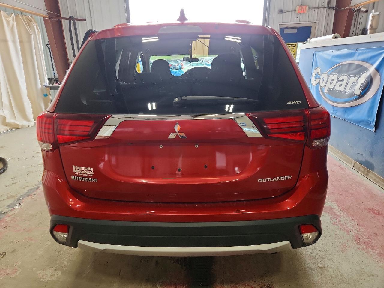 2018 MITSUBISHI outlander