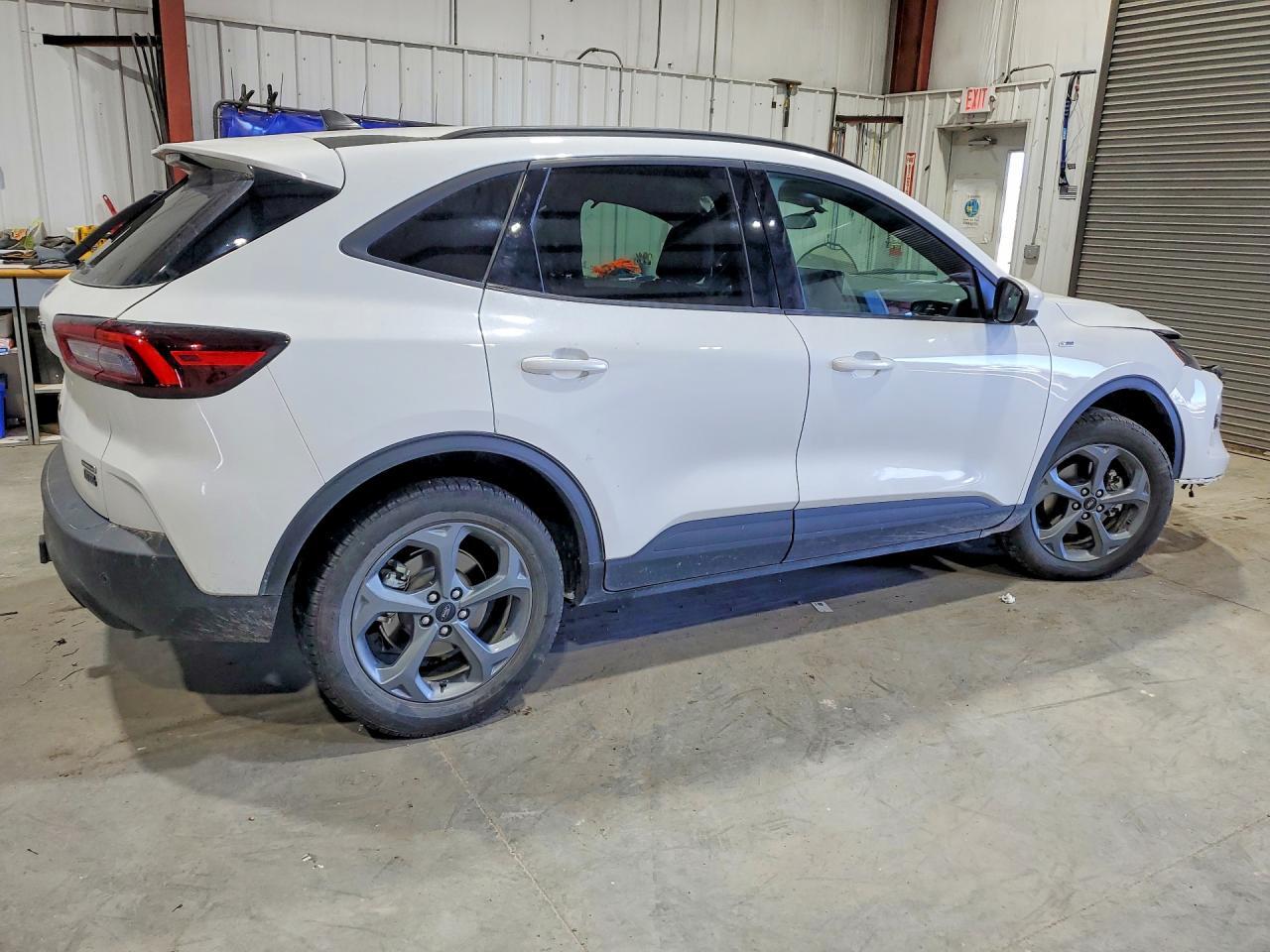 2025 FORD ESCAPE