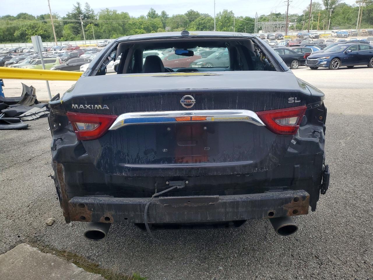 2017 NISSAN Maxima