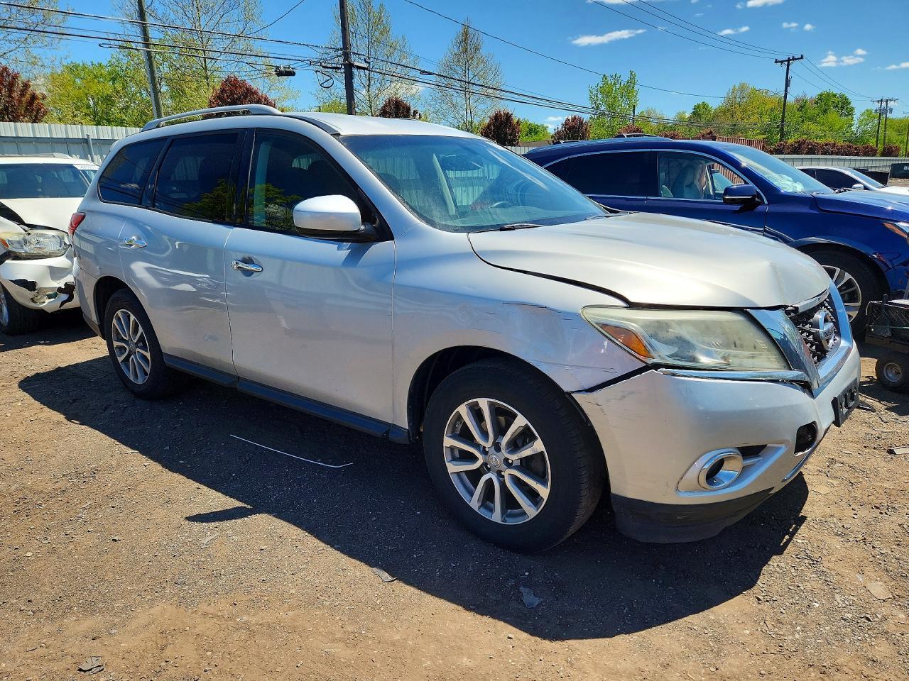 2015 NISSAN PATHFINDER