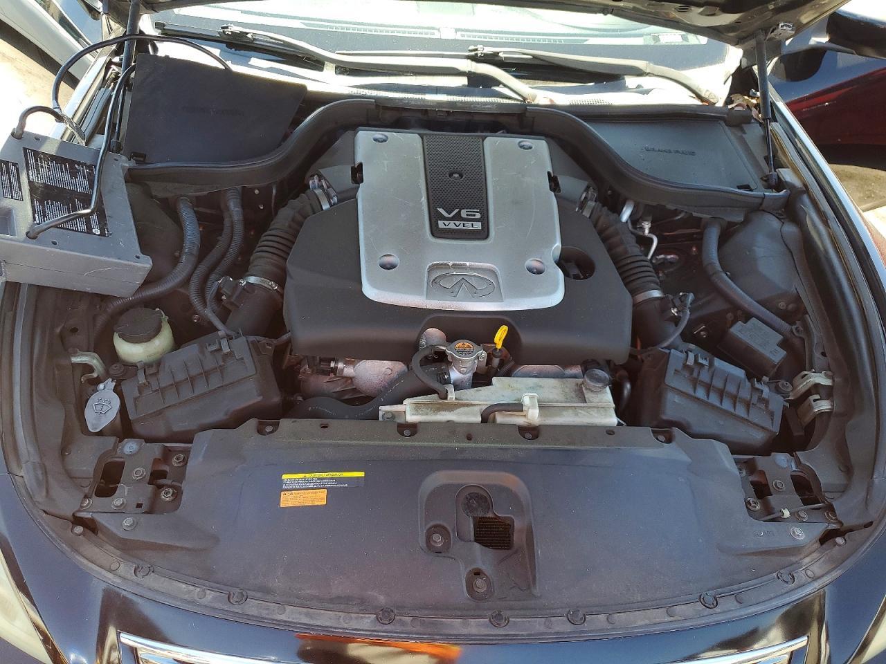 2011 INFINITI G37