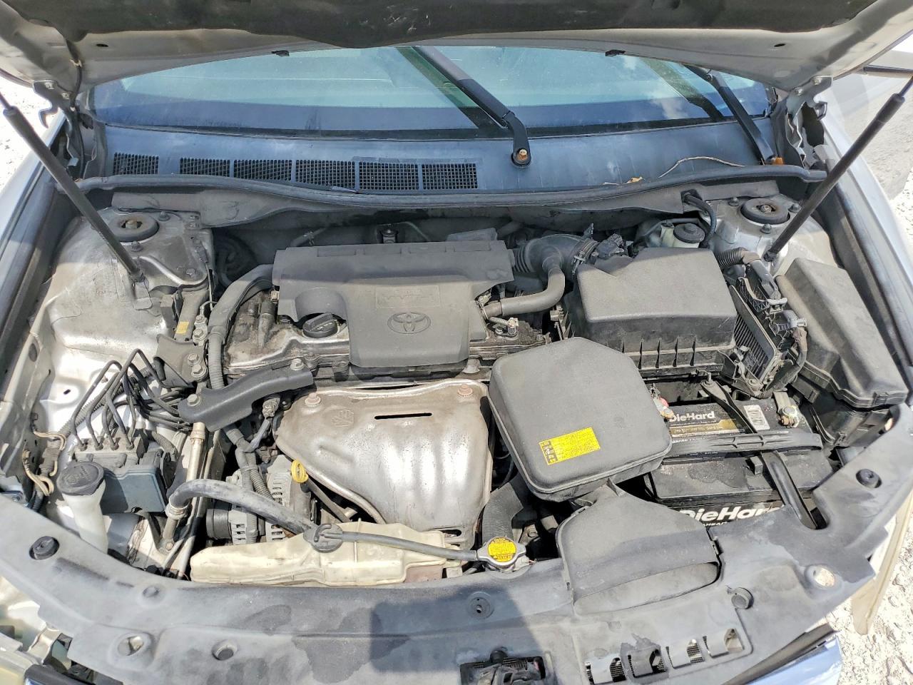2014 TOYOTA CAMRY