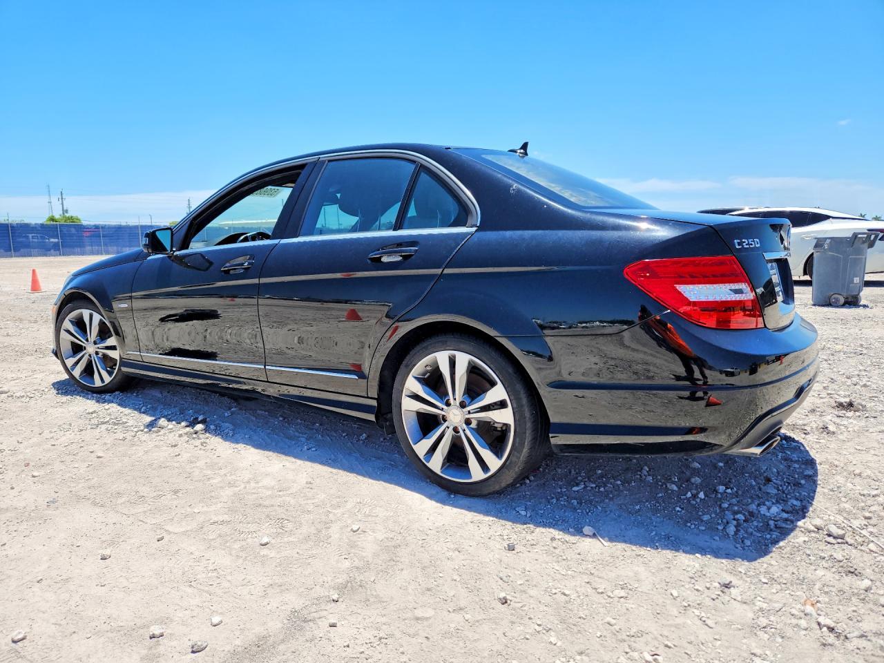 2012 MERCEDES-BENZ C-CLASS