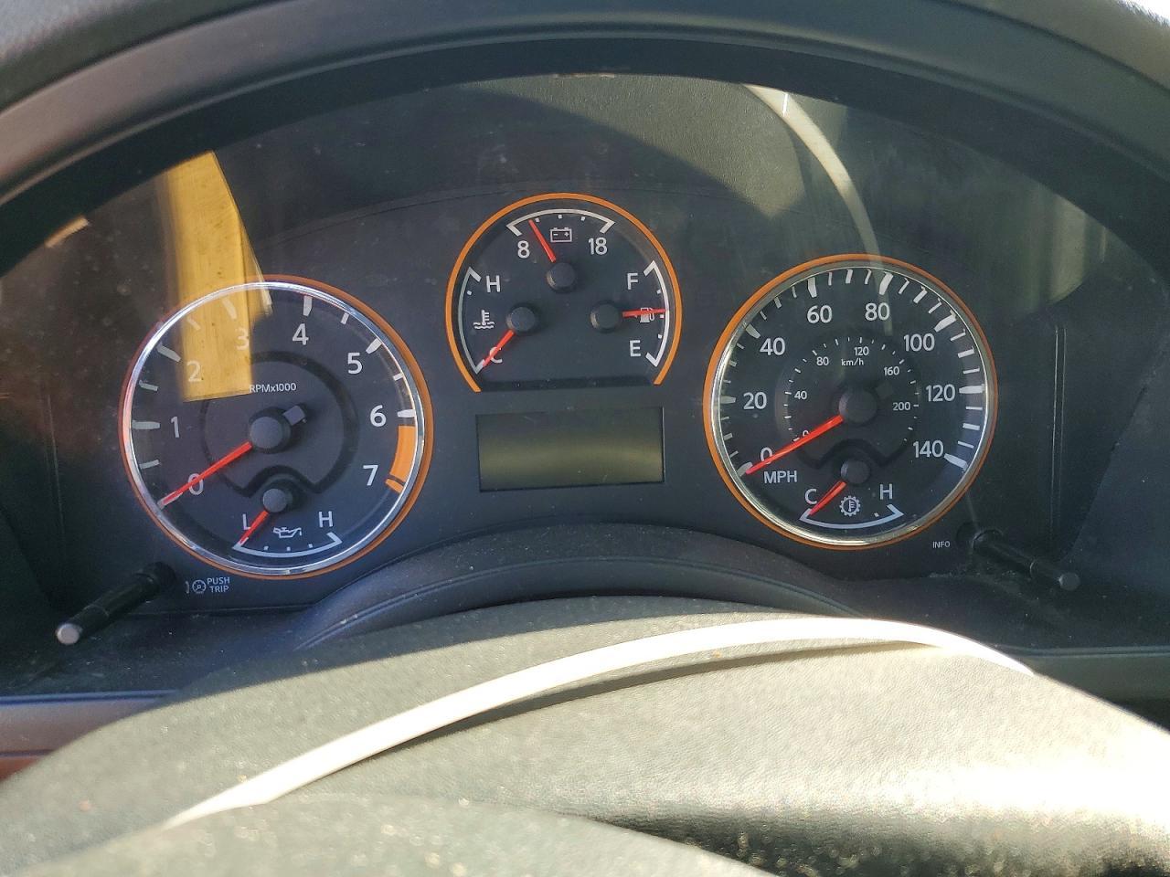 2013 NISSAN Armada