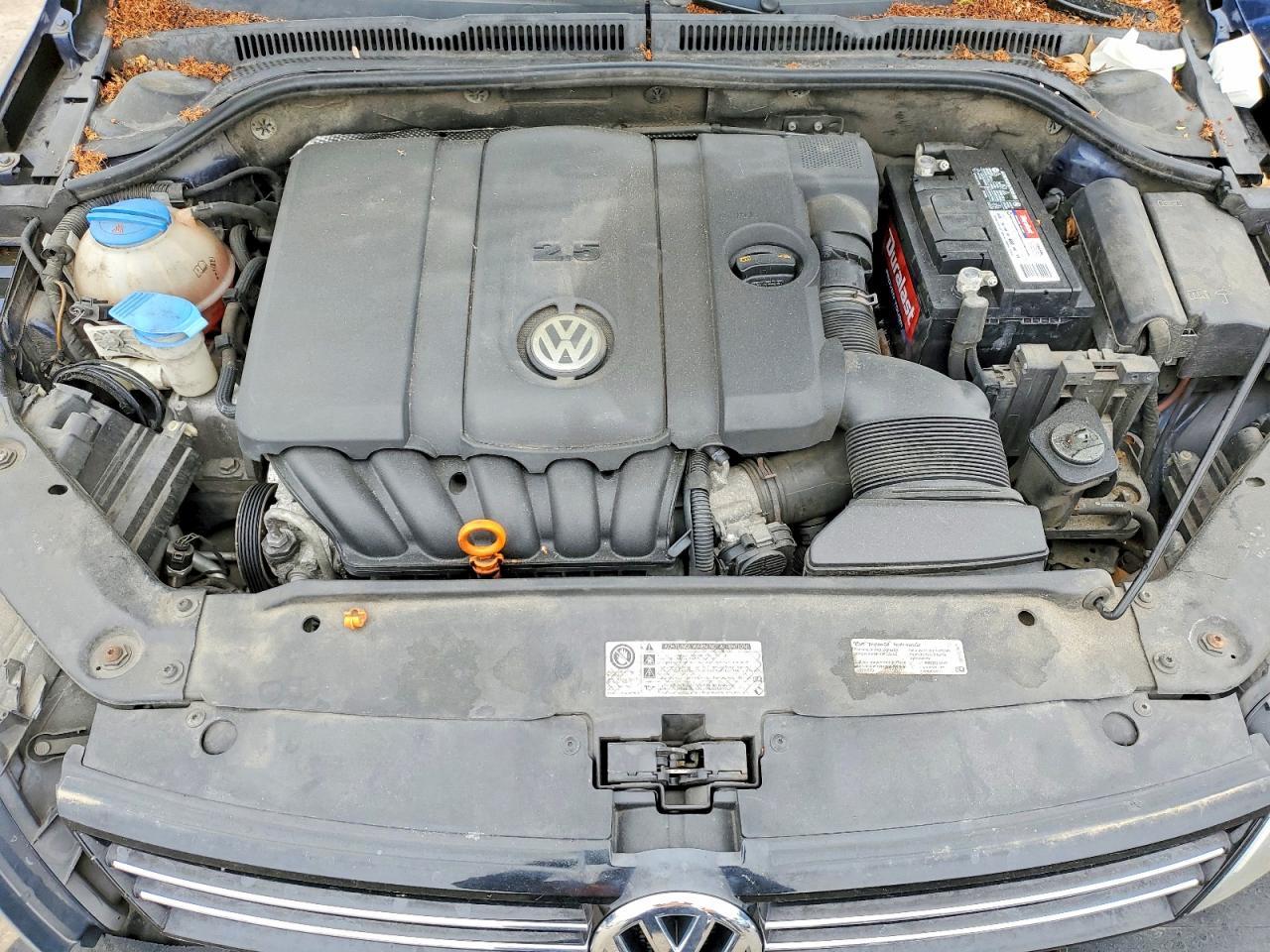 2013 VOLKSWAGEN JETTA