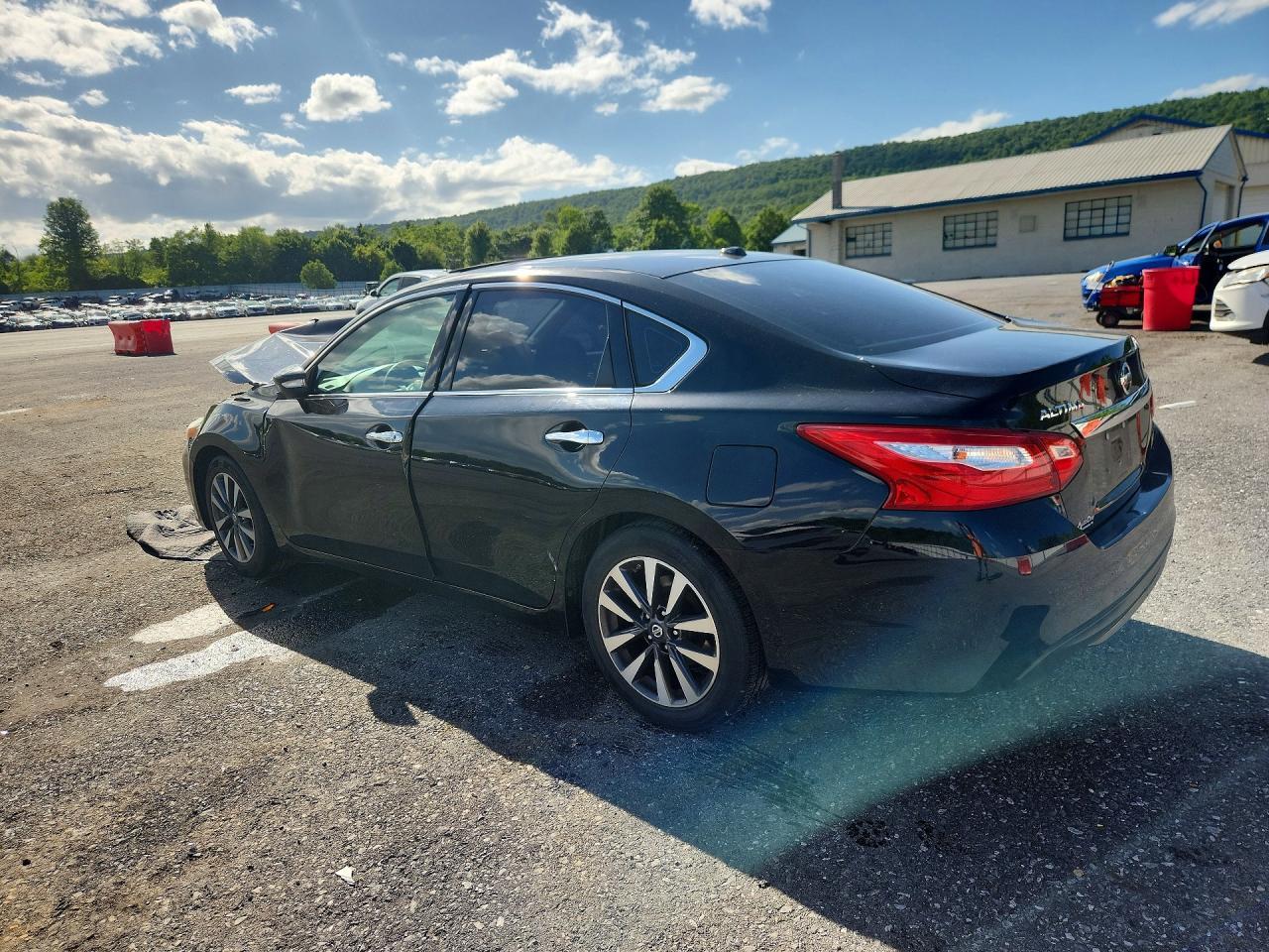 2017 NISSAN ALTIMA