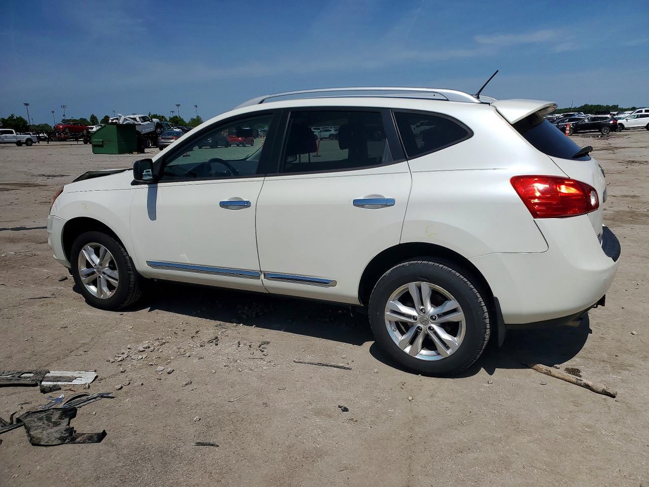 2015 NISSAN ROGUE
