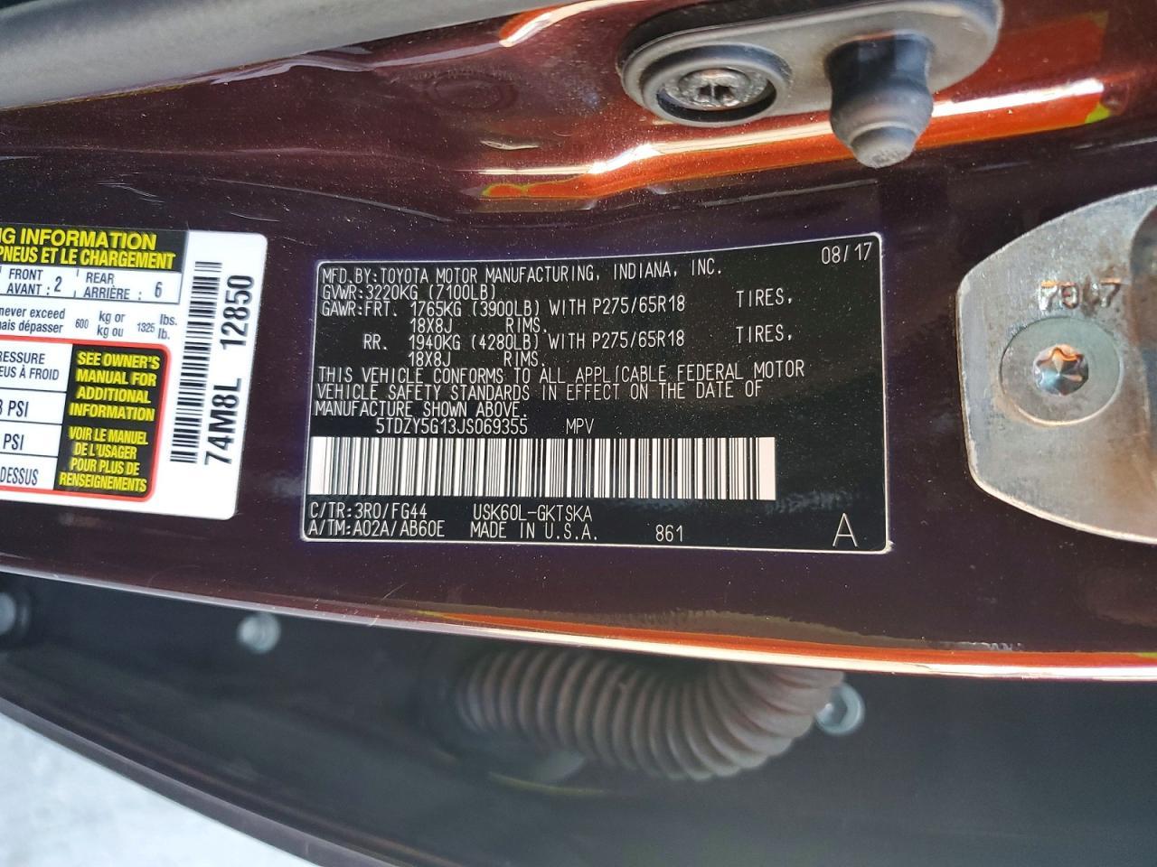 2018 TOYOTA Sequoia