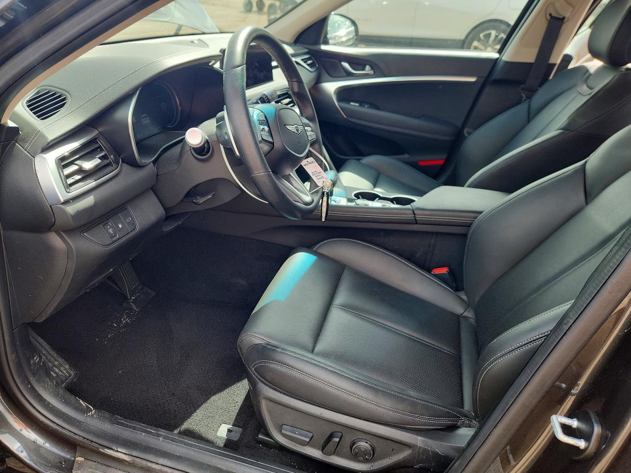2025 GENESIS G70