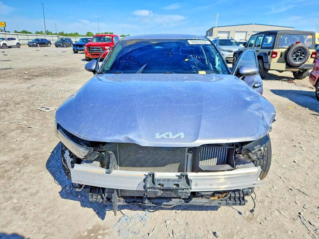 2022 KIA K5