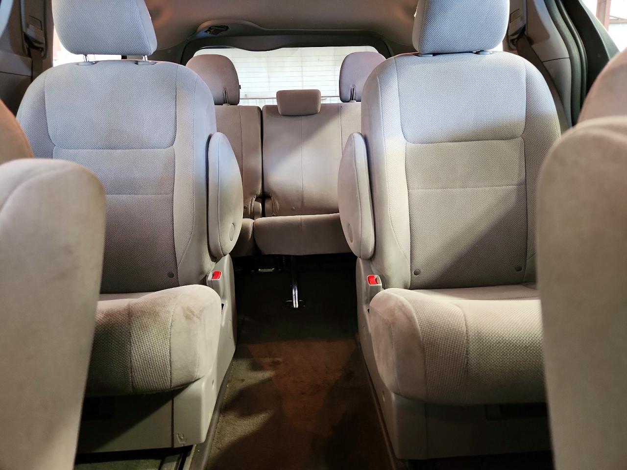 2017 TOYOTA SIENNA