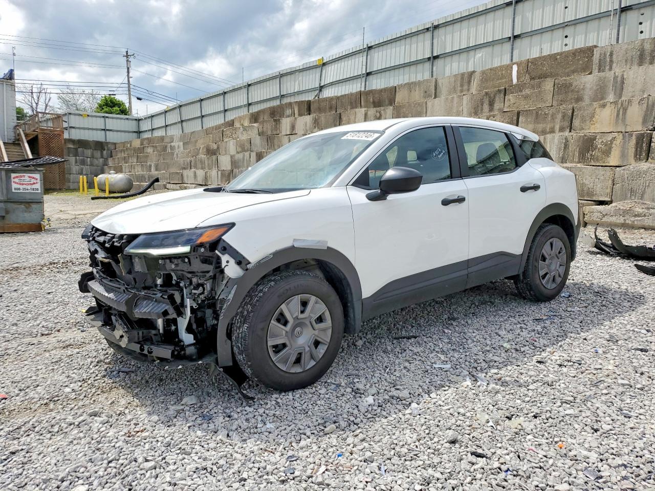 2025 NISSAN KICKS