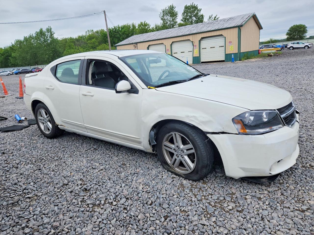 2010 DODGE Avenger