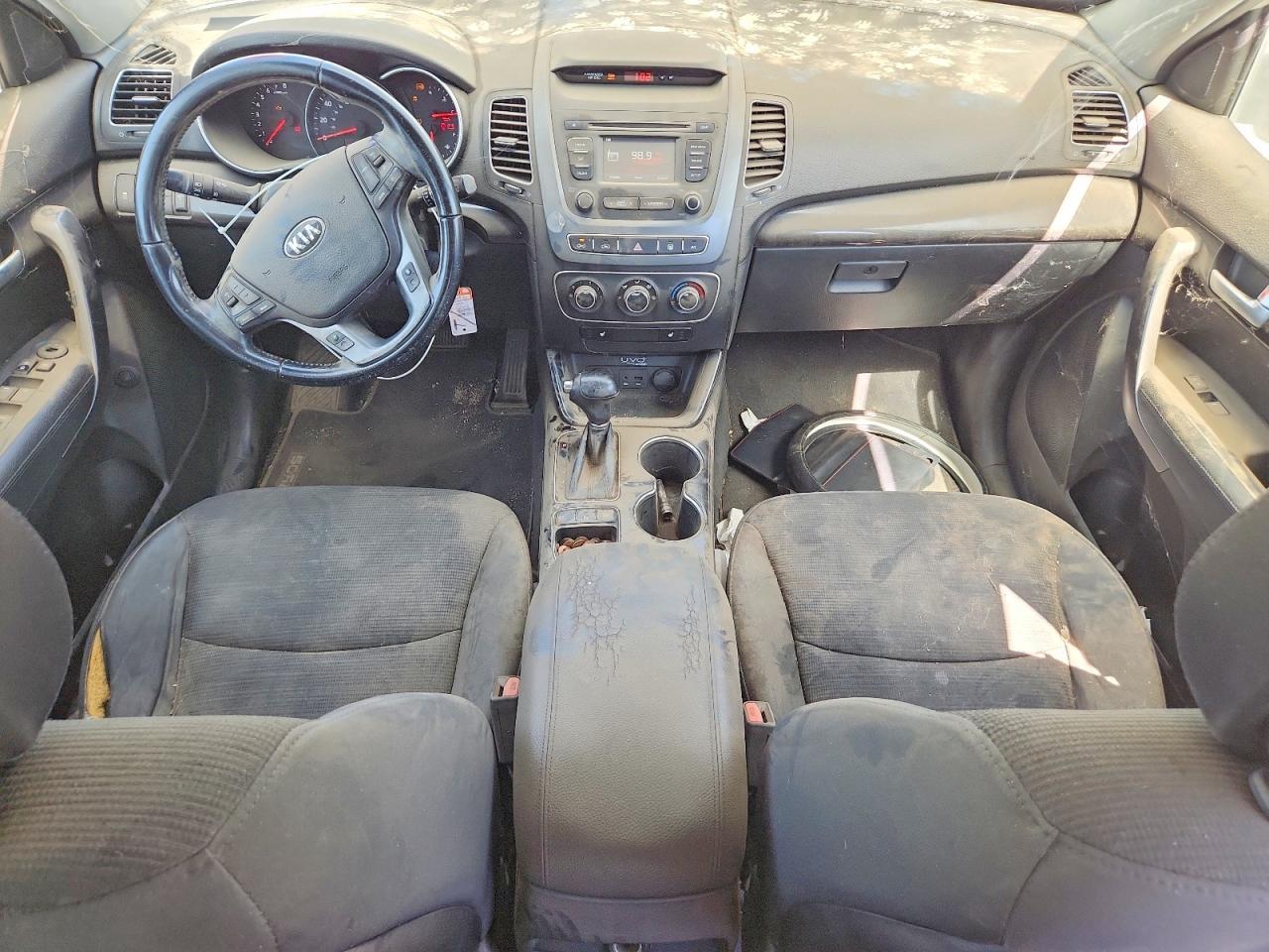 2015 KIA SORENTO