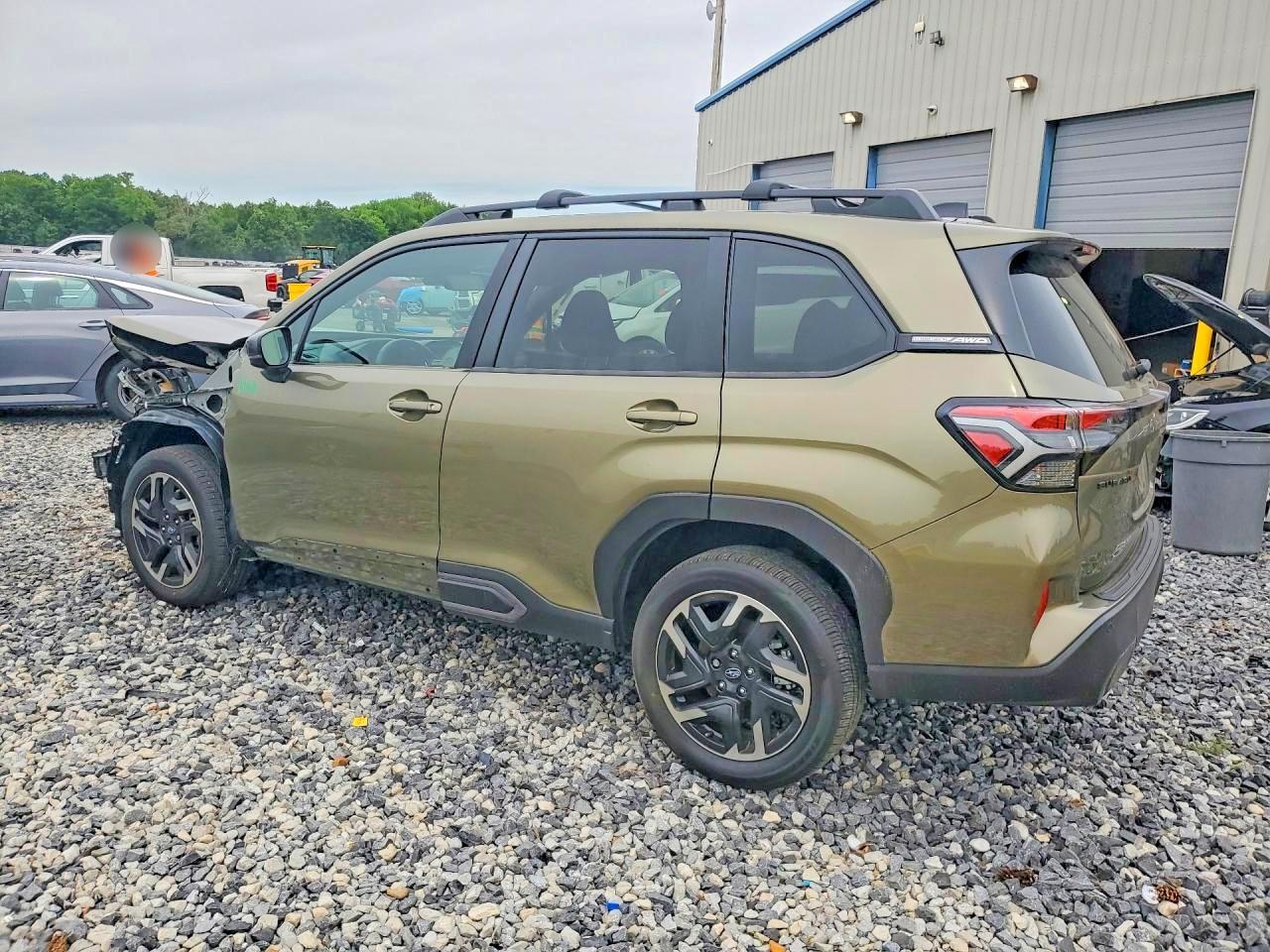2025 SUBARU FORESTER