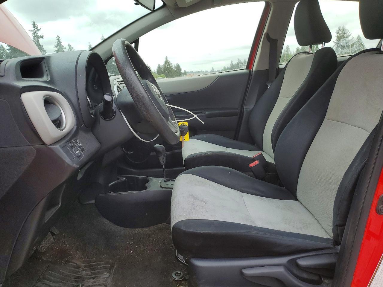 2012 TOYOTA YARIS