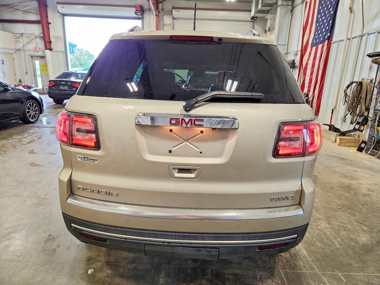2014 GMC ACADIA