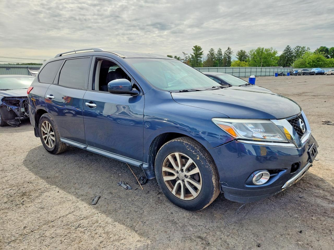 2016 NISSAN PATHFINDER