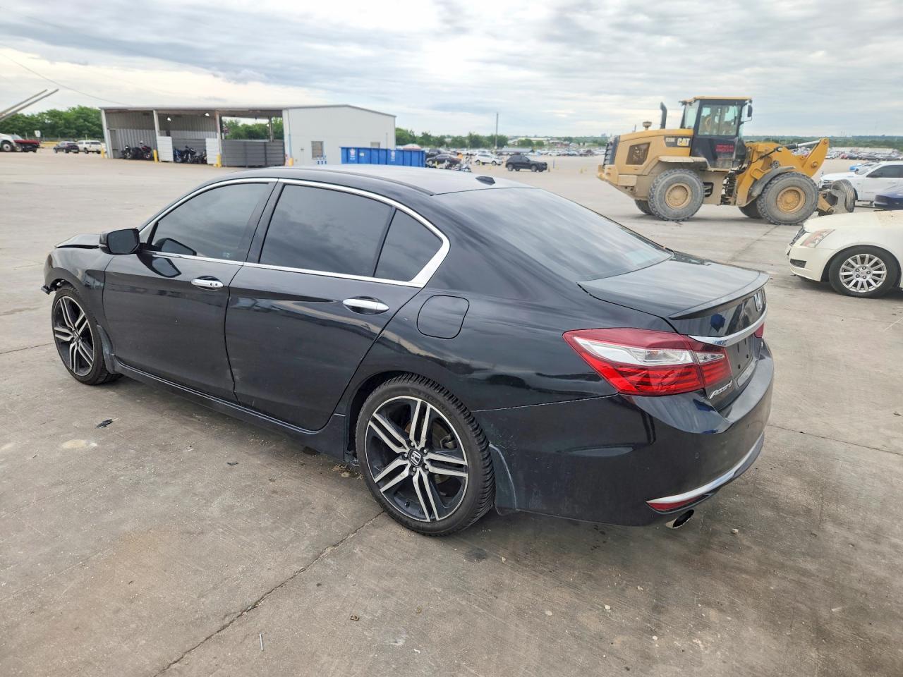 2017 HONDA ACCORD