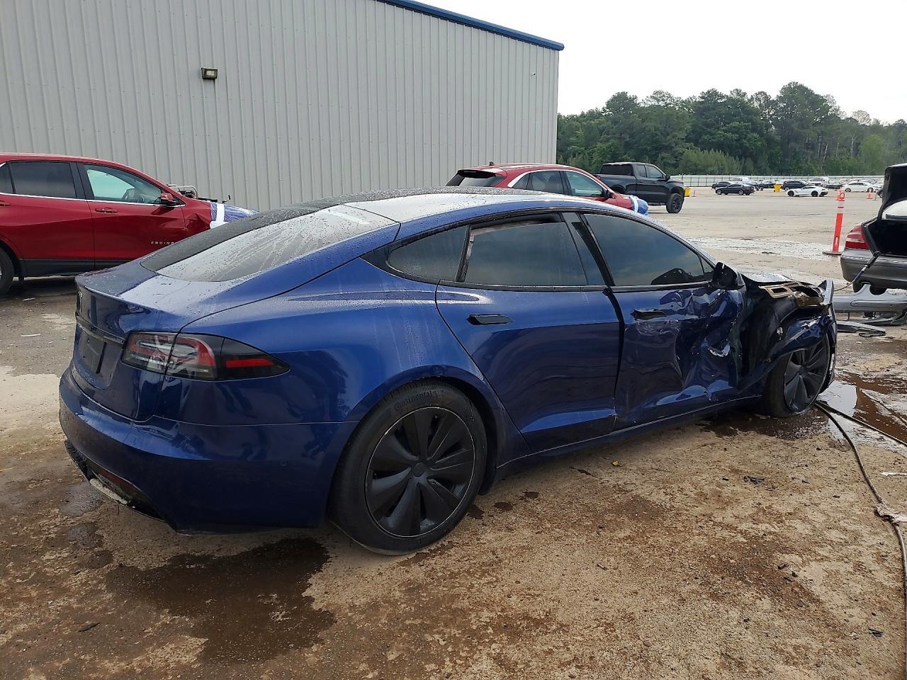 2022 TESLA MODEL S