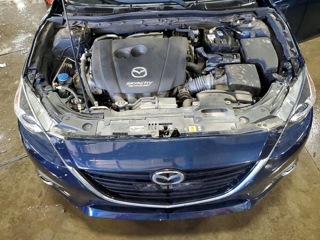 2015 MAZDA 3