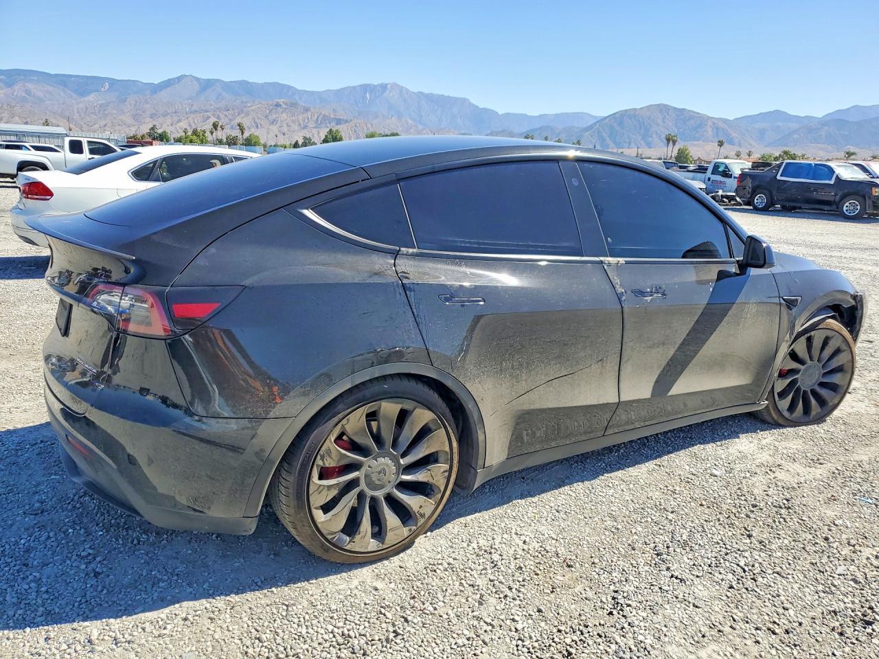 2022 TESLA MODEL Y