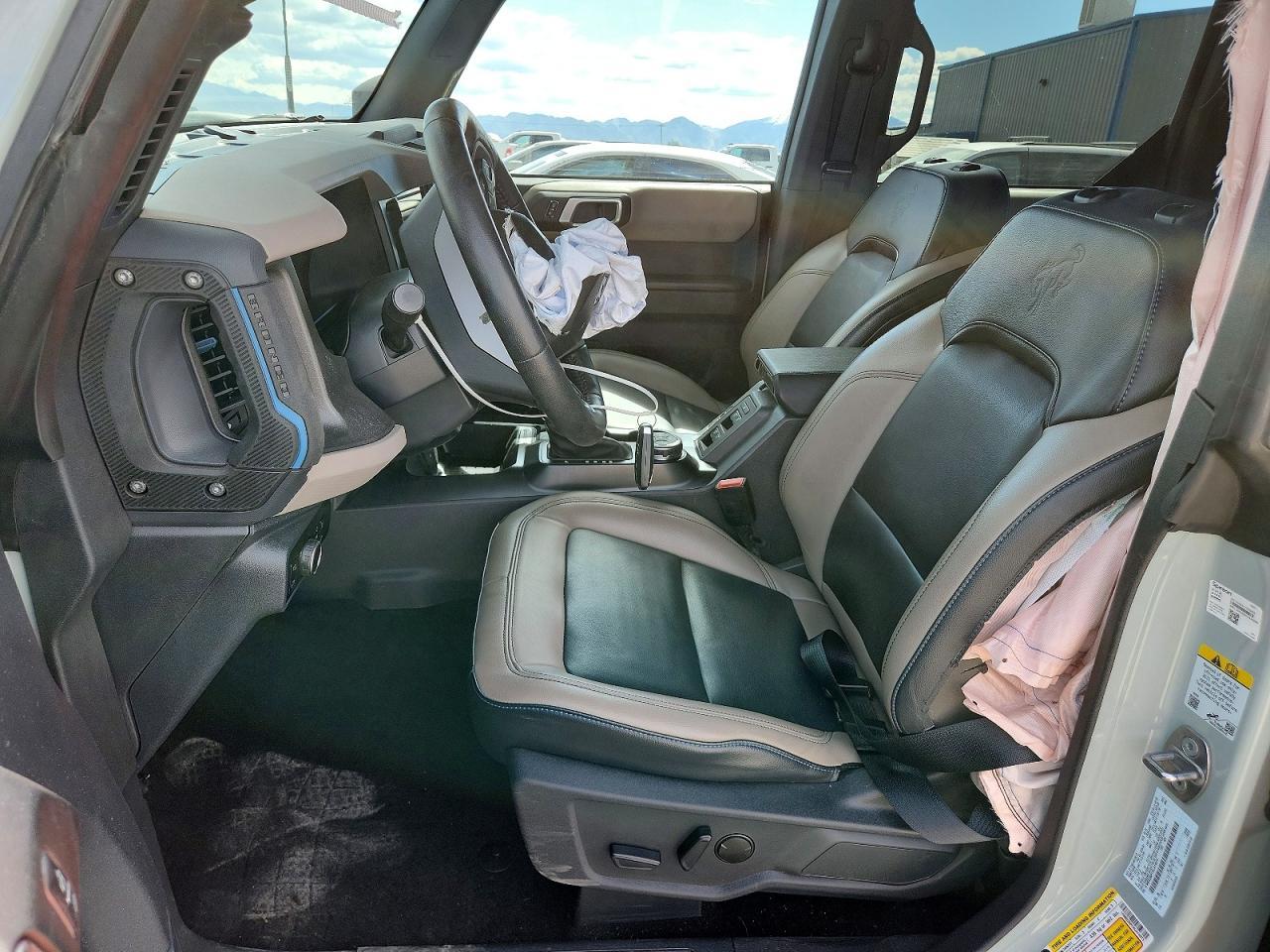 2024 FORD Bronco