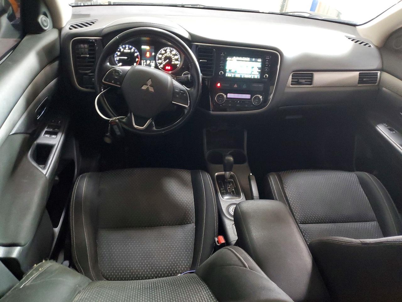 2016 MITSUBISHI outlander