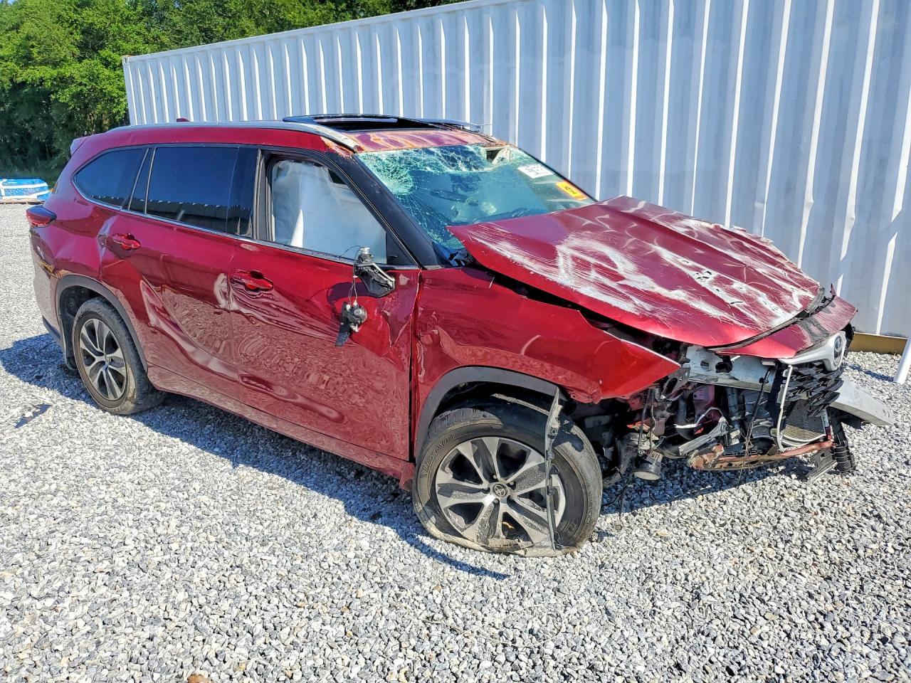 2022 TOYOTA HIGHLANDER