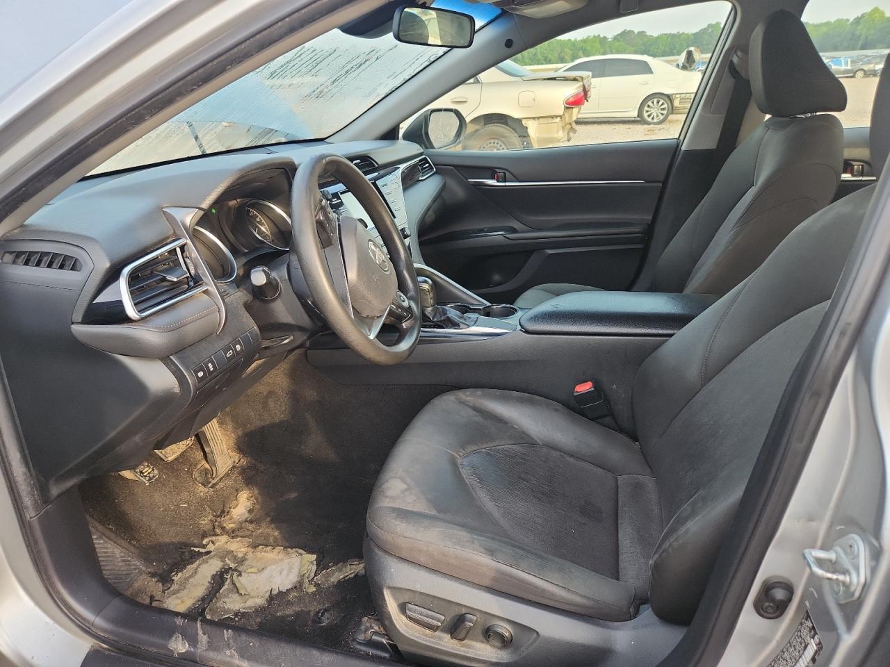 2018 TOYOTA CAMRY