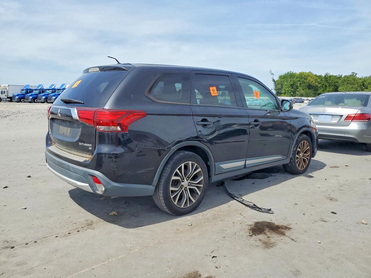 2016 MITSUBISHI outlander