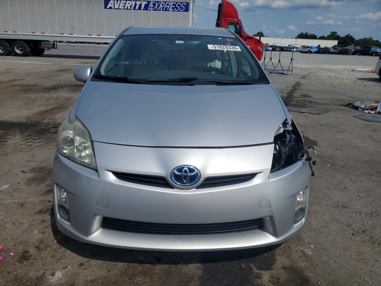 2011 TOYOTA PRIUS