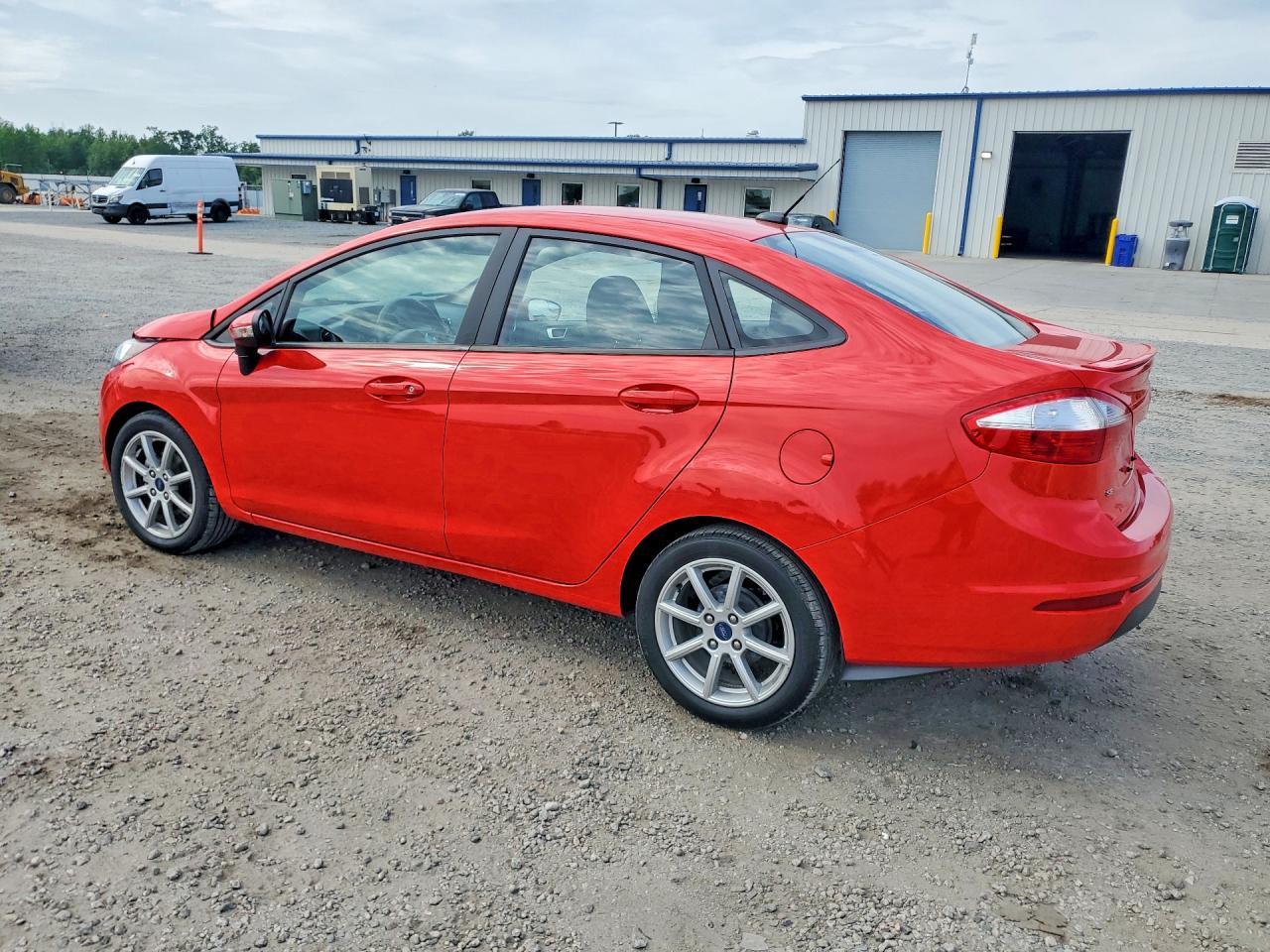 2015 FORD Fiesta