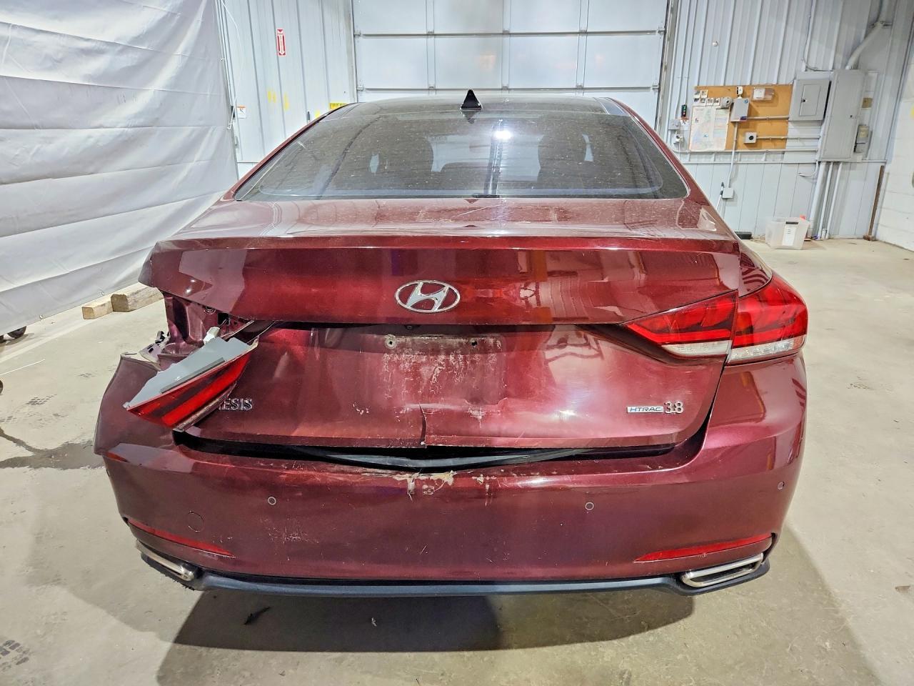 2015 HYUNDAI GENESIS