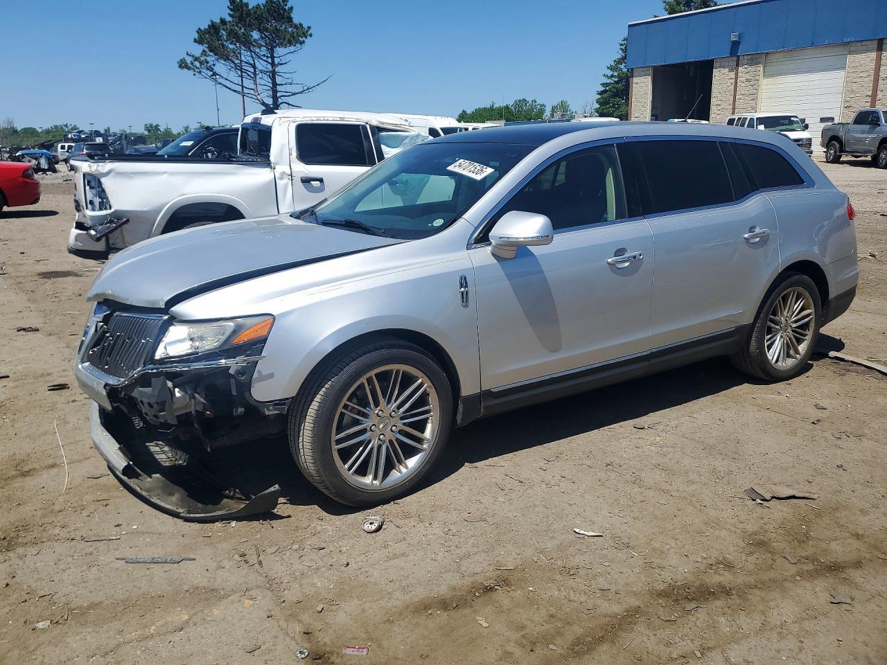 2014 LINCOLN MKT