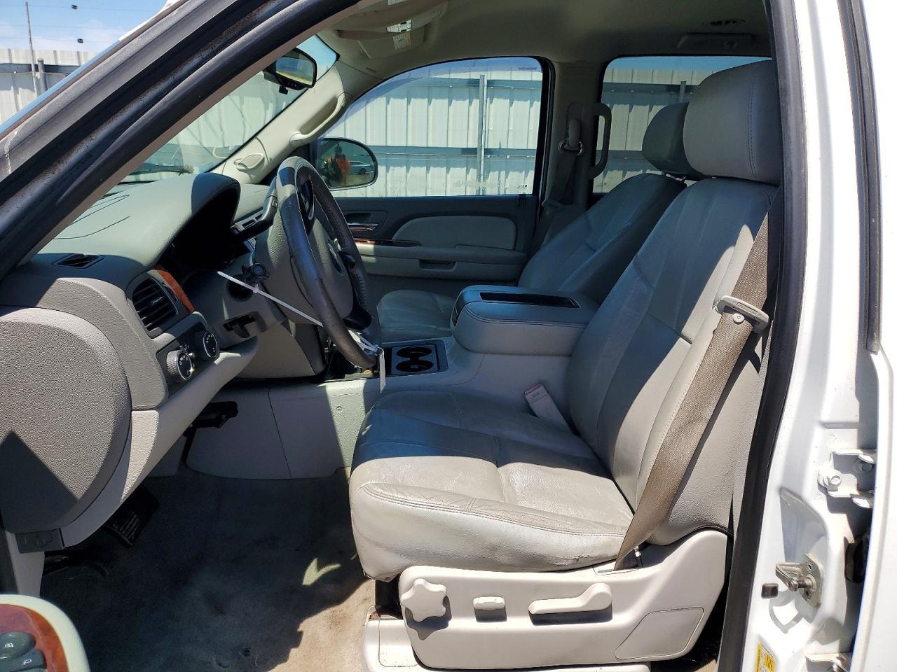 2009 CHEVROLET Suburban