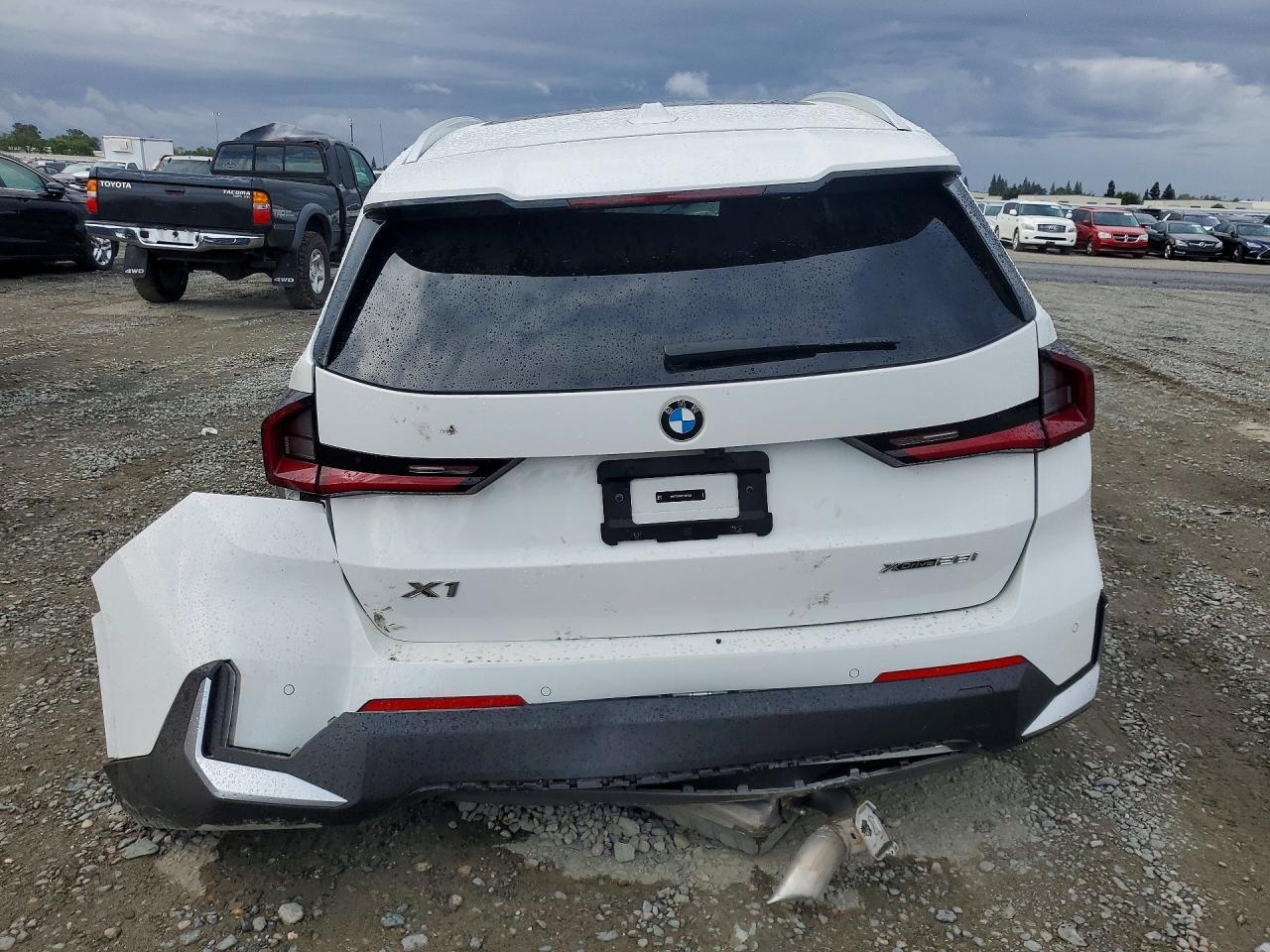 2023 BMW X1