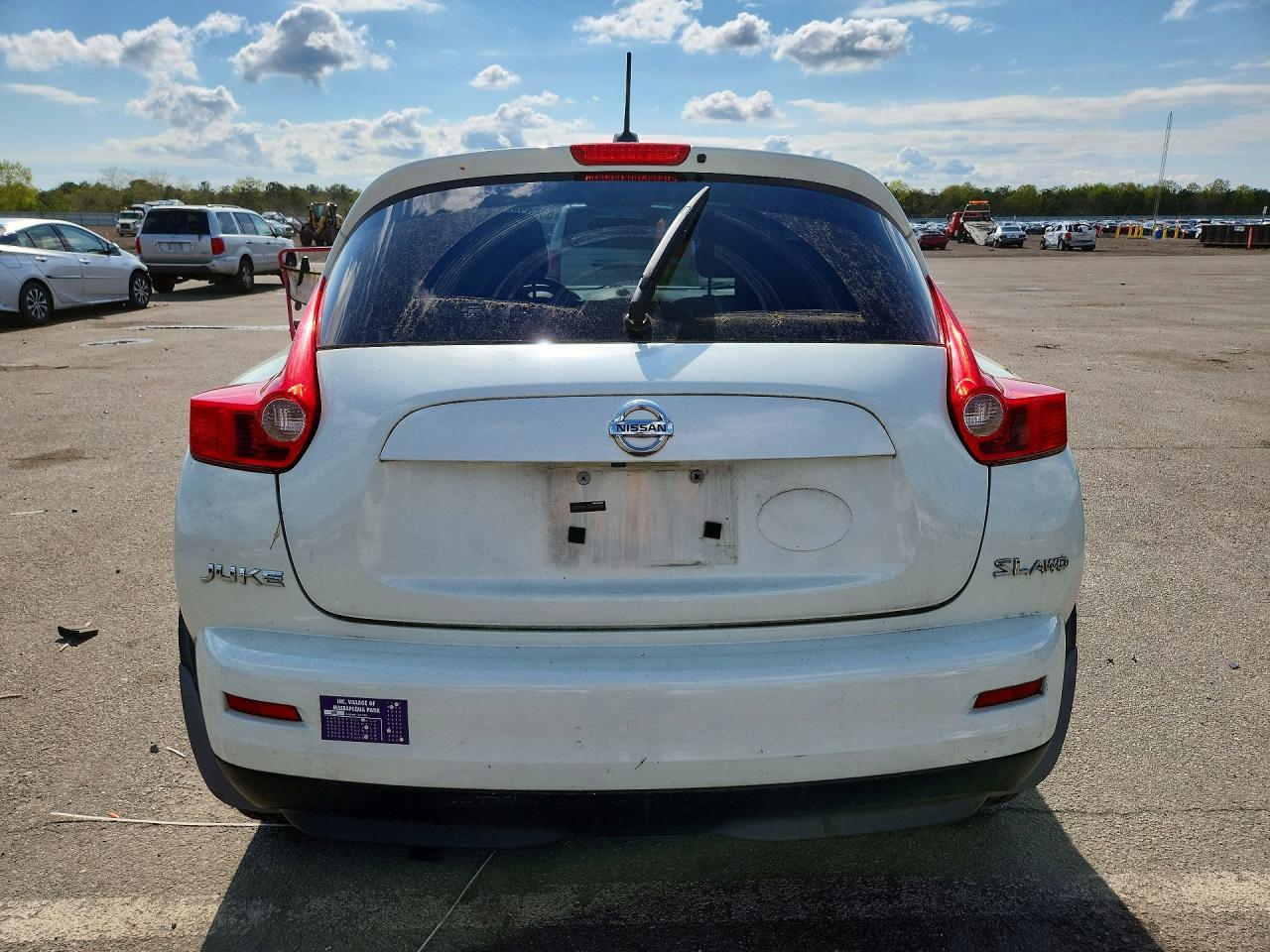 2011 NISSAN Juke